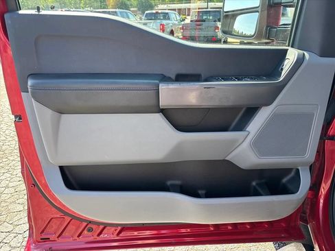 Used 2023 Ford F350 XLT AWD/4WD image 25