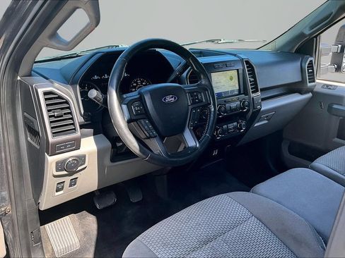 Used 2019 Ford F150 XLT w/ Equipment Group 302A Luxury AWD/4WD image 17