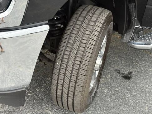 Used 2026 RAM 2500 Big Horn AWD/4WD image 32
