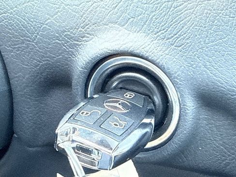 Used 1998 Mercedes-Benz C 280 Sedan image 29