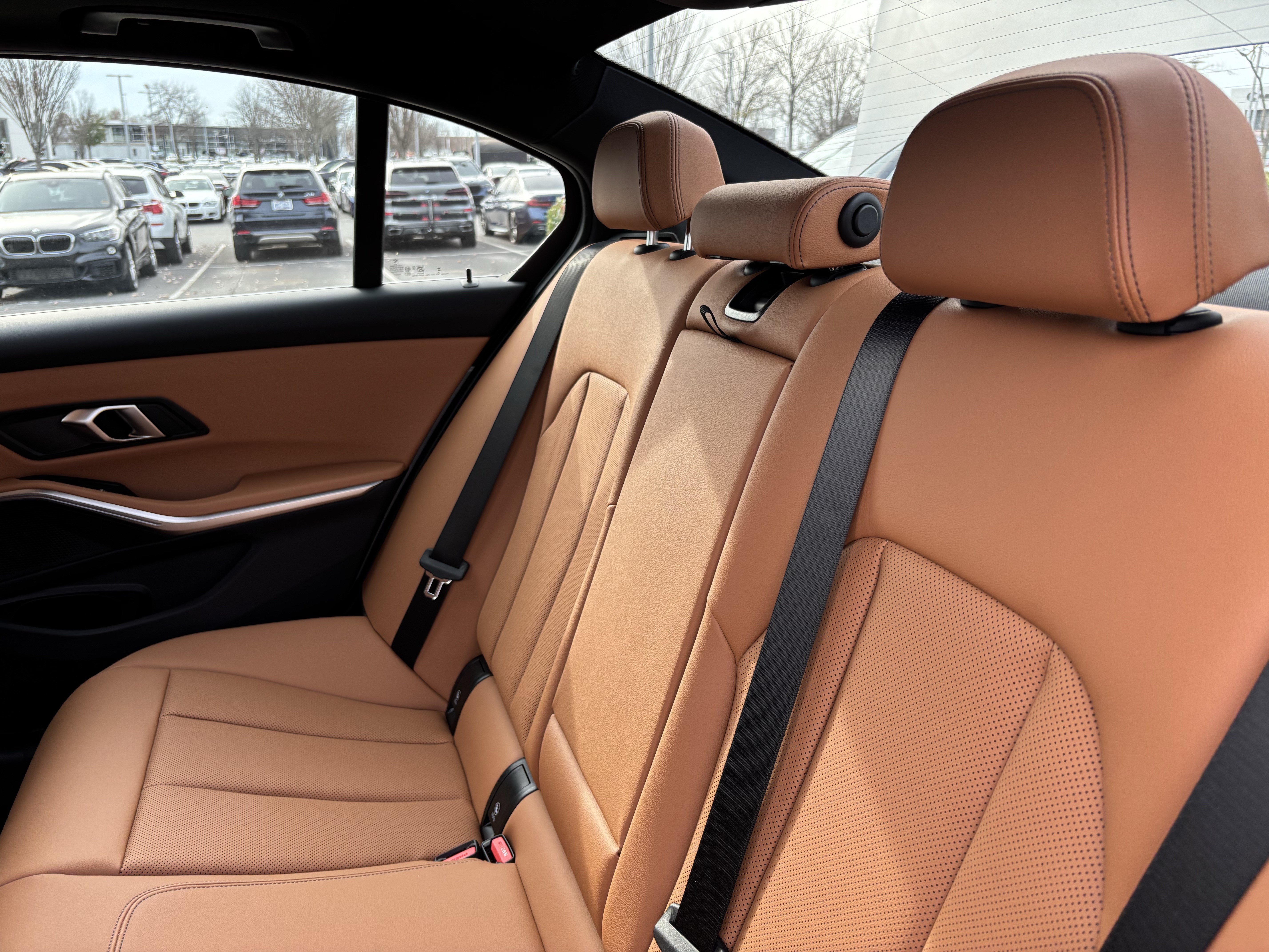 Certified 2026 BMW 330i Sedan w/ Convenience Package RWD image 33
