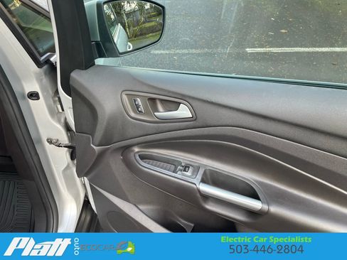 Used 2014 Ford C-MAX SEL image 48