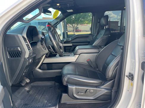 Used 2020 Ford F150 Raptor w/ Equipment Group 802A Luxury AWD/4WD image 11