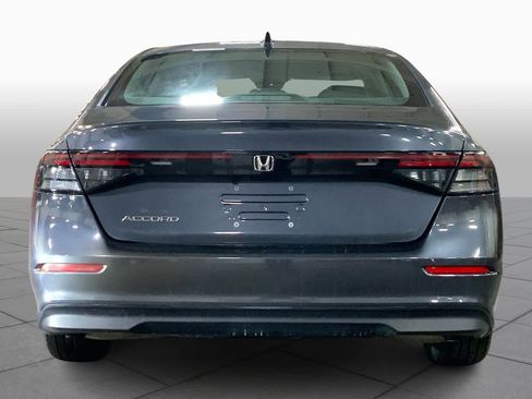 Used 2023 Honda Accord EX image 5