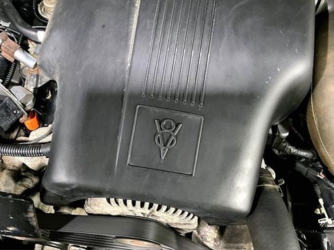 Used 2003 Mercury Grand Marquis GS image 25