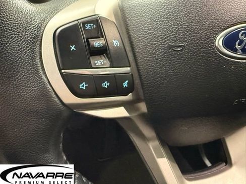 Used 2021 Ford Explorer XLT image 17