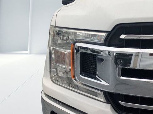 Used 2018 Ford F150 XLT w/ Trailer Tow Package image 8