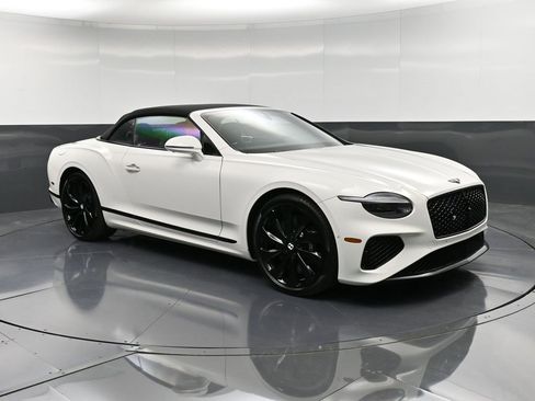 New 2026 Bentley Continental GTC image 10