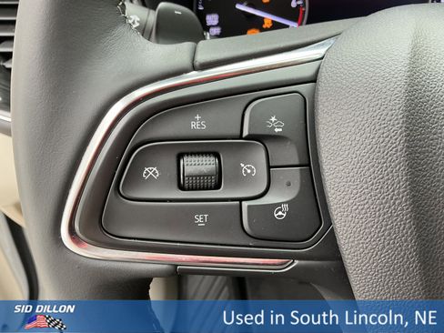 Used 2022 Buick Envision Essence w/ Technology Package I image 9