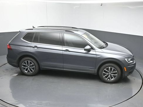 Used 2019 Volkswagen Tiguan SE w/ Panoramic Sunroof Package AWD/4WD image 49