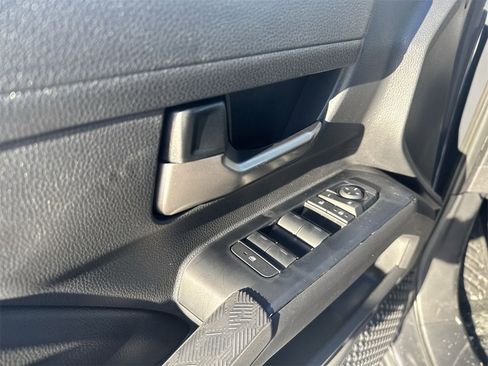 New 2025 Toyota Tacoma TRD Off-Road image 19