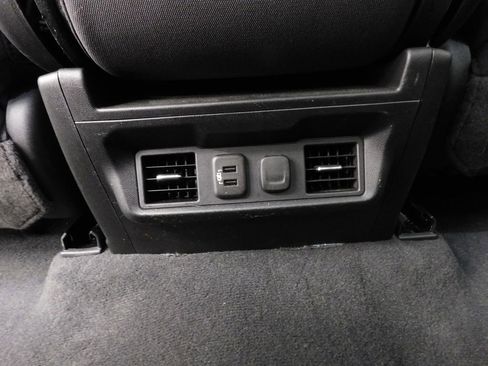 Used 2022 Chevrolet Silverado 1500 LT image 22