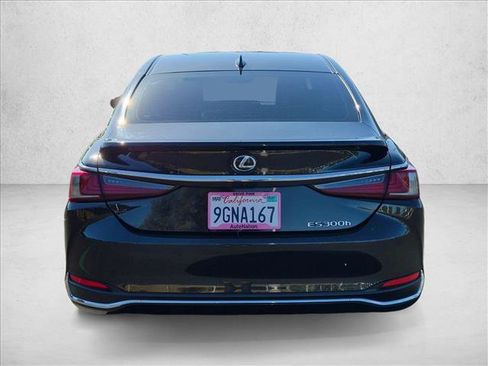 Used 2023 Lexus ES 300h w/ Premium Package FWD image 7