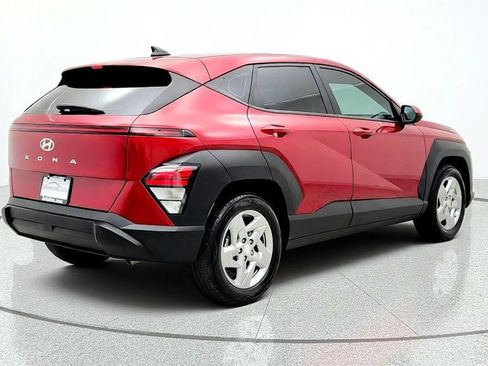 Used 2024 Hyundai Kona SE FWD image 5