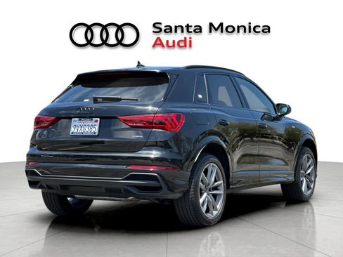 Used 2025 Audi Q3 2.0T Premium w/ Convenience Package AWD/4WD image 2