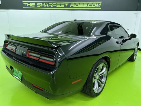 Used 2021 Dodge Challenger R/T RWD image 10
