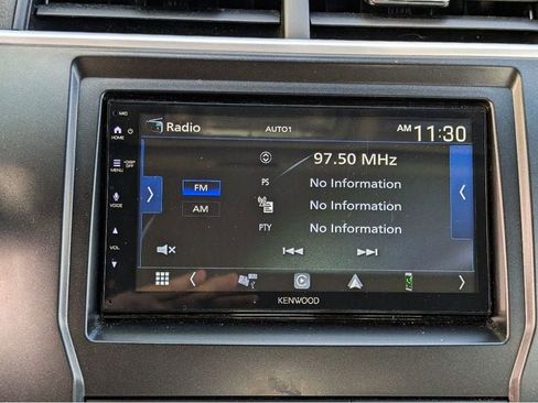 Used 2017 Toyota Camry SE w/ Moonroof Package FWD image 26