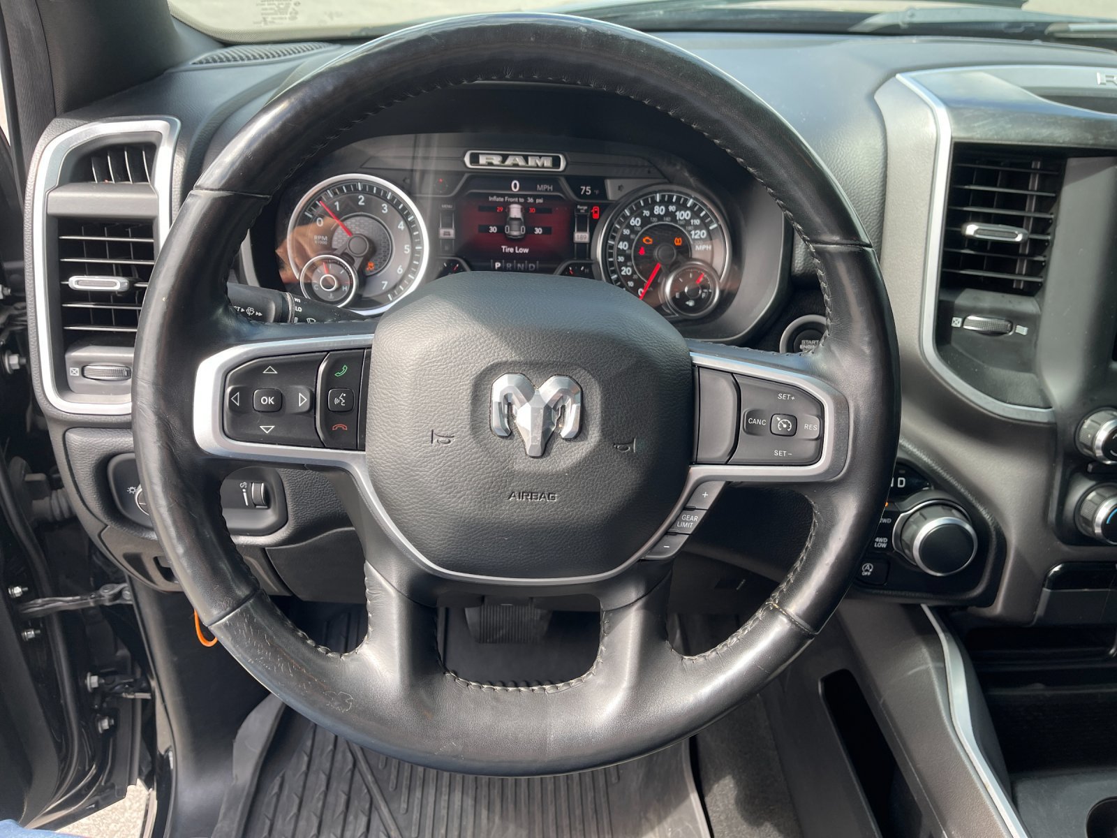 Used 2020 RAM 1500 Big Horn AWD/4WD image 24