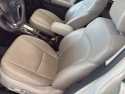 Used 2014 Subaru Forester 2.5i Touring w/ Popular Package #2 AWD/4WD image 3