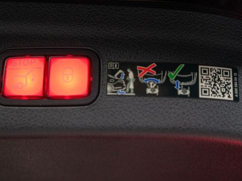 Certified 2026 Mercedes-Benz GLE 350 4MATIC image 37
