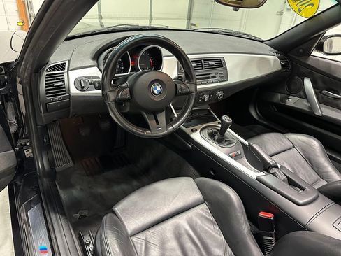 Used 2006 BMW M Roadster image 22