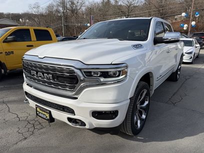 Used 2022 RAM 1500 Limited w/ Body-Colour Bumper Group