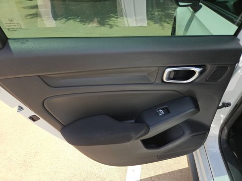Certified 2024 Honda Civic Sport image 12