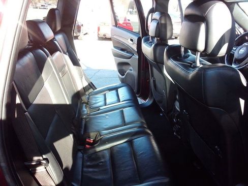 Used 2021 Jeep Grand Cherokee Limited image 18