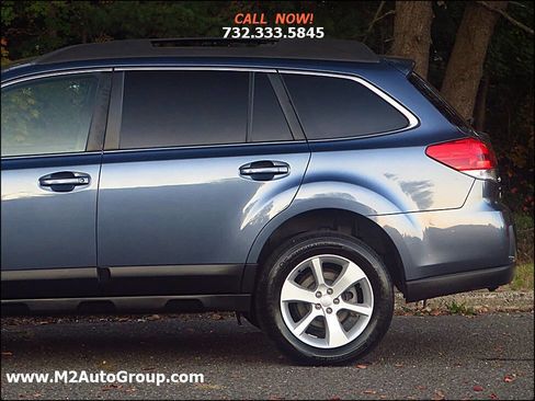 Used 2014 Subaru Outback 2.5i Premium AWD/4WD image 23