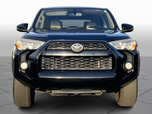 Used 2014 Toyota 4Runner SR5 Premium image 3