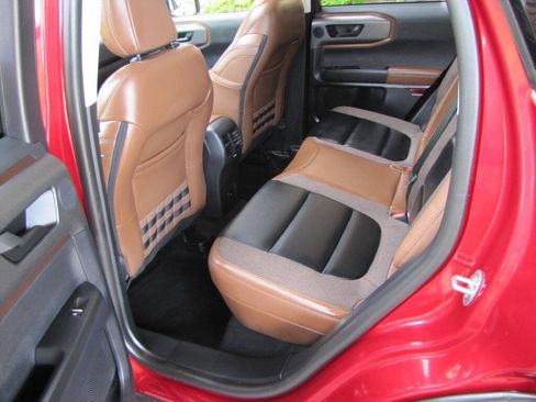 Used 2025 Ford Bronco Sport Outer Banks w/ Outer Banks Tech Package+ image 17