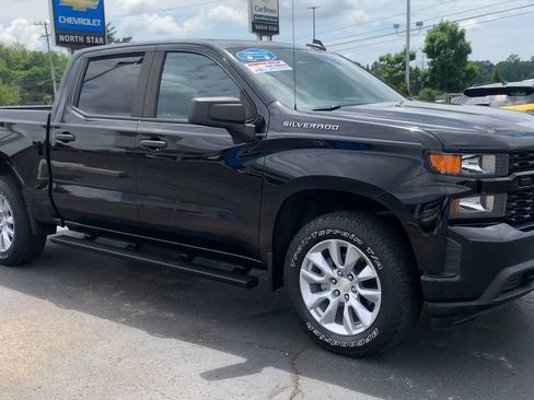 Certified 2021 Chevrolet Silverado 1500 Custom AWD/4WD image 2