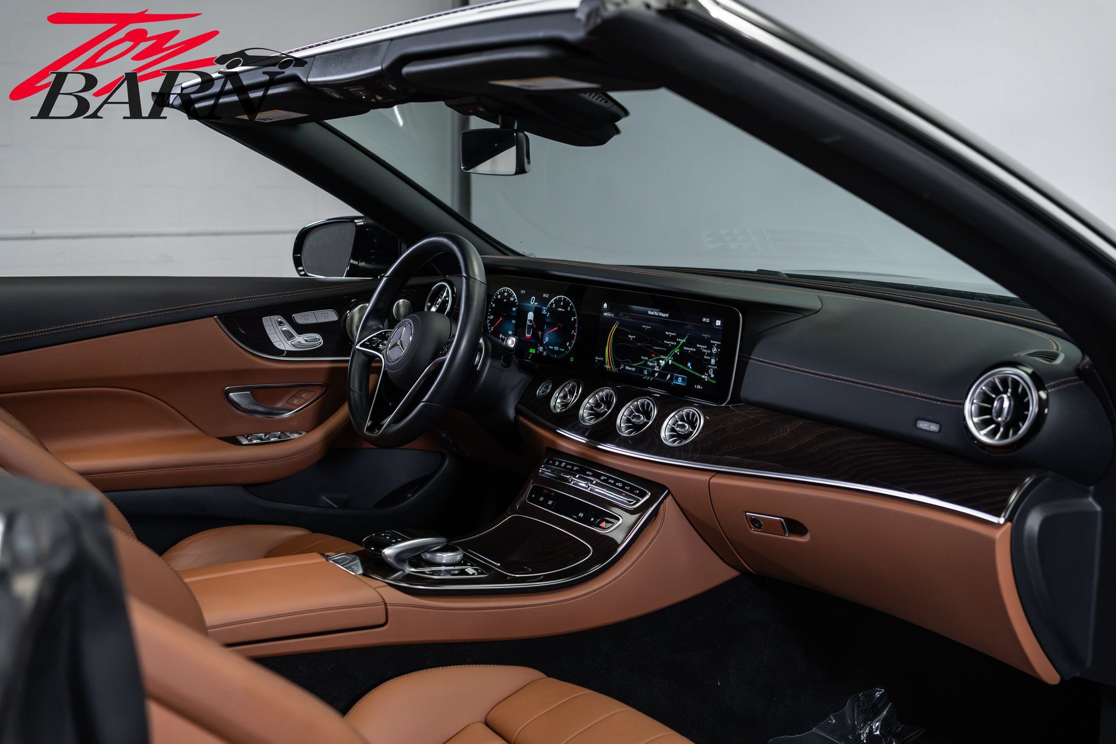 Used 2022 Mercedes-Benz E 450 4MATIC Cabriolet image 52