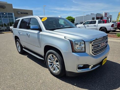 Used 2018 GMC Yukon SLT w/ Open Road Package AWD/4WD image 5