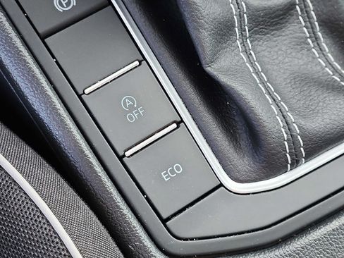 Used 2024 Volkswagen Jetta Sport FWD image 25
