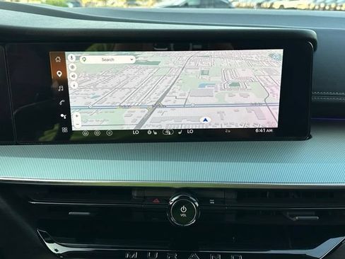 Certified 2025 Nissan Murano SL AWD/4WD image 36