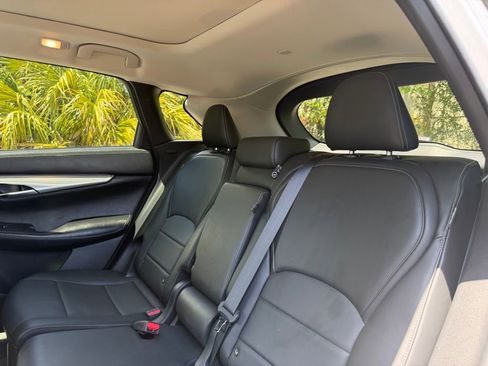 Used 2021 INFINITI QX50 Luxe image 24