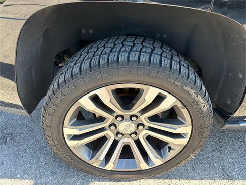 Used 2018 GMC Yukon Denali w/ Denali Ultimate Package image 23