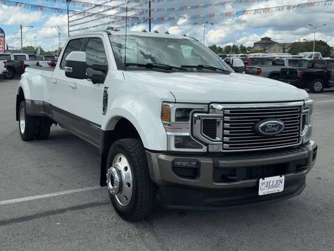 Used 2022 Ford F450 King Ranch w/ King Ranch Ultimate Package AWD/4WD image 9