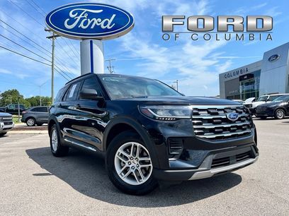 Used 2025 Ford Explorer Active