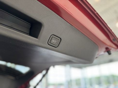 New 2026 Chevrolet Traverse LT w/ Driver Confidence Package image 37