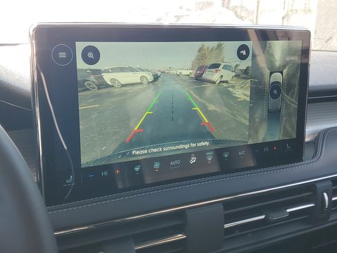 New 2026 Lincoln Corsair Premiere image 21