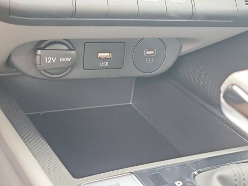 New 2026 Hyundai Elantra Hybrid FWD image 14