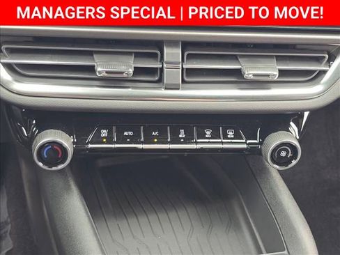 New 2026 Chevrolet Equinox EV LT image 26