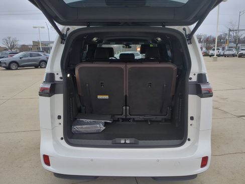 New 2025 Volkswagen ID. Buzz Pro S image 12