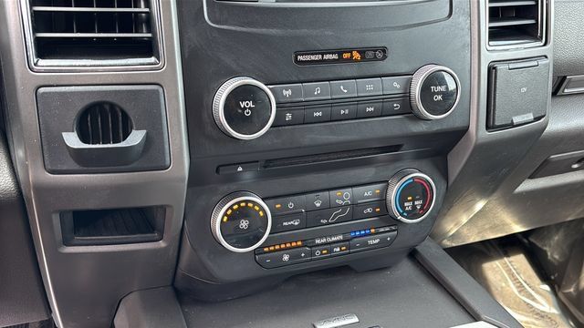 Used 2018 Ford Expedition Max XLT w/ Equipment Group 201A AWD/4WD image 30