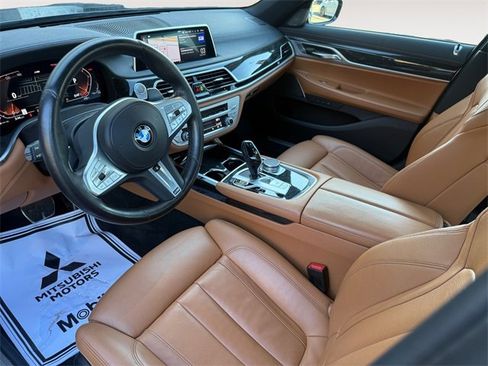 Used 2022 BMW 740i 740i w/ M Sport Package image 16
