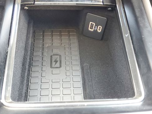 New 2025 Lincoln Corsair Reserve image 23