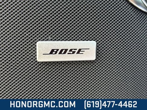 Used 2025 GMC Yukon Denali image 15