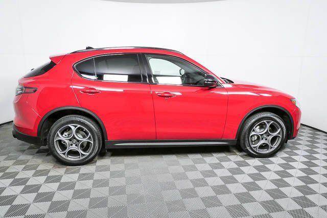 New 2026 Alfa Romeo Stelvio Sprint AWD/4WD image 36